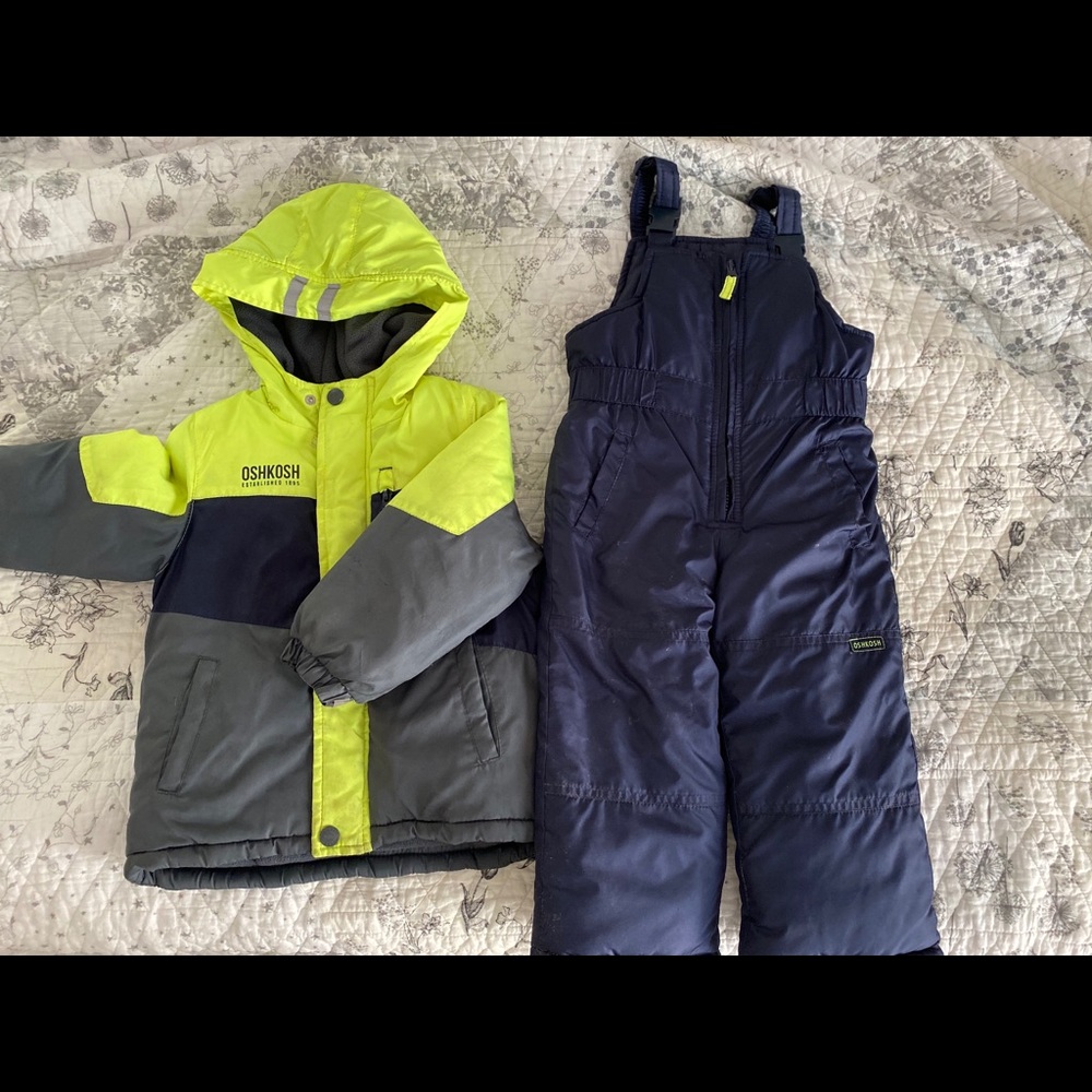 OshKosh boy toddler snowsuit set